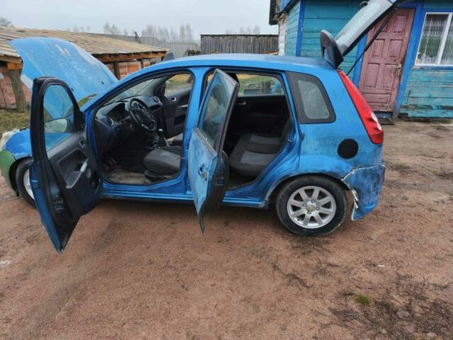 Синий Форд Фиеста, объемом двигателя 1.4 л и пробегом 3 тыс. км за 2100 $, фото 7 на Automoto.ua