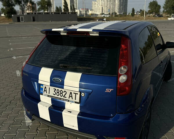 Синий Форд Фиеста, объемом двигателя 2 л и пробегом 207 тыс. км за 4550 $, фото 4 на Automoto.ua