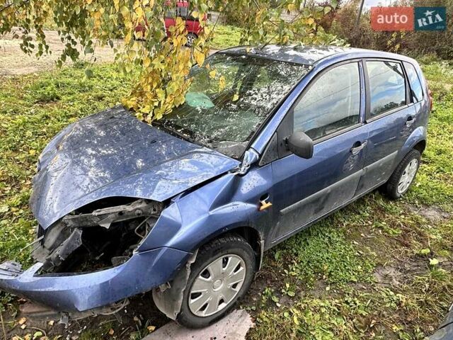 Форд Фиеста 2006 в Львове на Automoto.ua Синий Форд Фиеста, объемом двигателя 1.39 л и пробегом 140 тыс. км за 1200 $, фото 2 на Automoto.ua