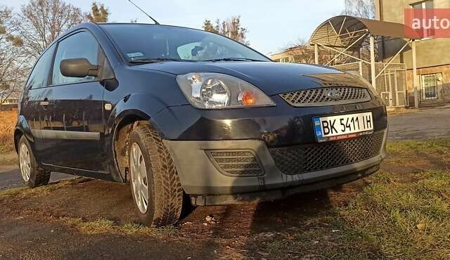 Форд Фиеста 2006 в Ровно на Automoto.ua Синий Форд Фиеста, объемом двигателя 1.3 л и пробегом 148 тыс. км за 4500 $, фото 7 на Automoto.ua