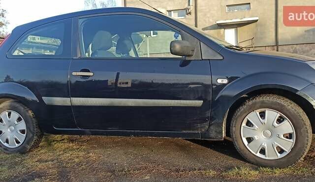 Форд Фиеста 2006 в Ровно на Automoto.ua Синий Форд Фиеста, объемом двигателя 1.3 л и пробегом 148 тыс. км за 4500 $, фото 9 на Automoto.ua