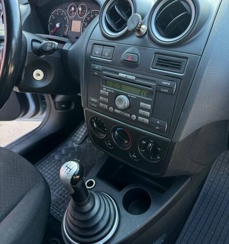 Синій Форд Фієста, об'ємом двигуна 1.4 л та пробігом 159 тис. км за 4299 $, фото 15 на Automoto.ua