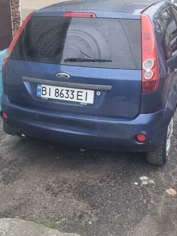 Синій Форд Фієста, об'ємом двигуна 1.39 л та пробігом 286 тис. км за 4000 $, фото 2 на Automoto.ua