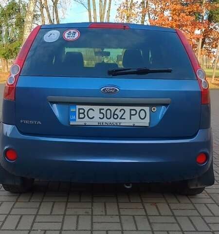 Синій Форд Фієста, об'ємом двигуна 1.24 л та пробігом 186 тис. км за 4500 $, фото 4 на Automoto.ua