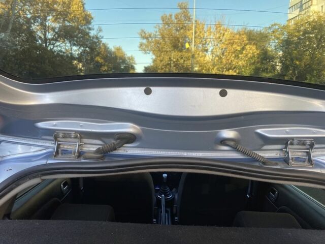 Форд Фиеста 2006 в Черноморске (Ильичевске) на Automoto.ua Синий Форд Фиеста, объемом двигателя 1.4 л и пробегом 156 тыс. км за 4500 $, фото 9 на Automoto.ua