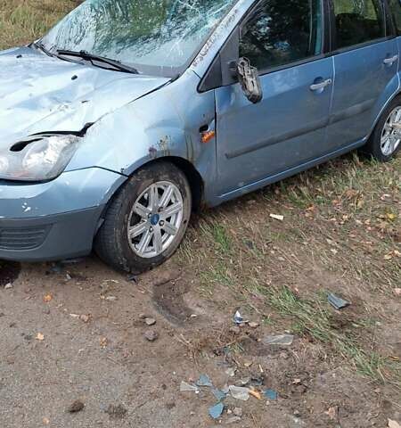 Синій Форд Фієста, об'ємом двигуна 1.3 л та пробігом 191 тис. км за 2000 $, фото 8 на Automoto.ua