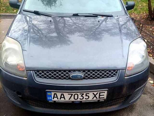 Синій Форд Фієста, об'ємом двигуна 1.4 л та пробігом 139 тис. км за 4300 $, фото 5 на Automoto.ua