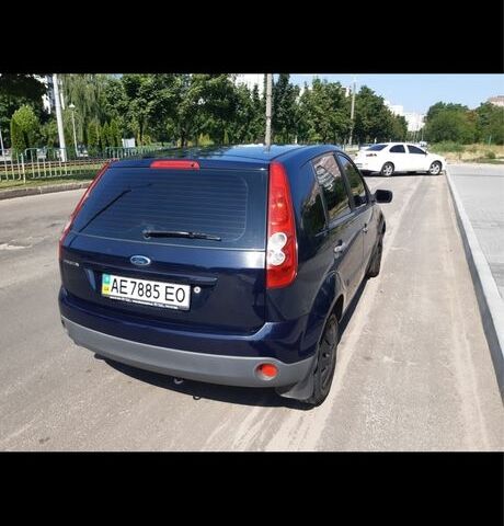 Синій Форд Фієста, об'ємом двигуна 1.3 л та пробігом 110 тис. км за 1804 $, фото 1 на Automoto.ua