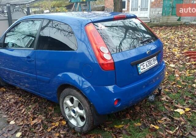 Синий Форд Фиеста, объемом двигателя 1.4 л и пробегом 248 тыс. км за 3550 $, фото 9 на Automoto.ua