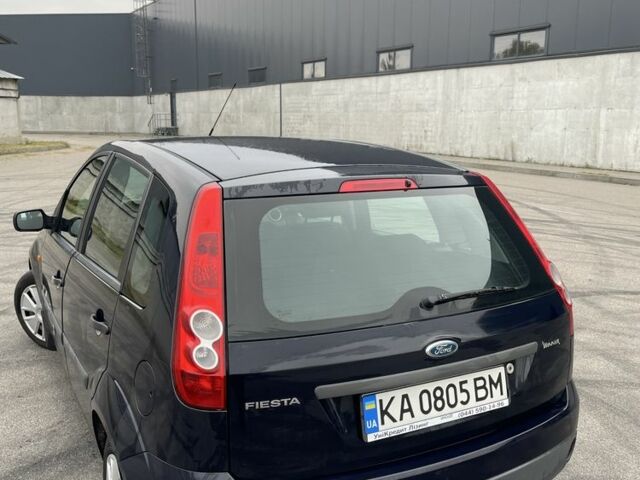 Синій Форд Фієста, об'ємом двигуна 1.2 л та пробігом 208 тис. км за 4162 $, фото 1 на Automoto.ua
