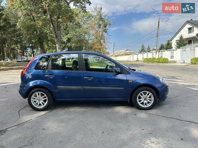 Синій Форд Фієста, об'ємом двигуна 1.4 л та пробігом 226 тис. км за 4299 $, фото 21 на Automoto.ua