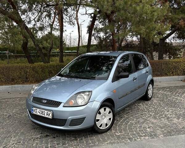 Синій Форд Фієста, об'ємом двигуна 1.4 л та пробігом 301 тис. км за 3700 $, фото 19 на Automoto.ua