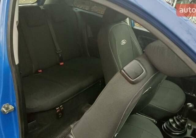 Синий Форд Фиеста, объемом двигателя 1.4 л и пробегом 248 тыс. км за 3550 $, фото 15 на Automoto.ua