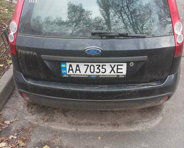 Синий Форд Фиеста, объемом двигателя 1.4 л и пробегом 139 тыс. км за 4300 $, фото 4 на Automoto.ua