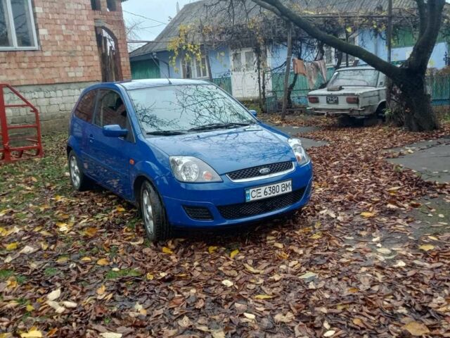 Синий Форд Фиеста, объемом двигателя 1.4 л и пробегом 247 тыс. км за 3950 $, фото 17 на Automoto.ua