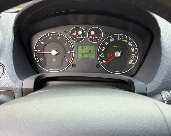 Синий Форд Фиеста, объемом двигателя 1.4 л и пробегом 155 тыс. км за 4800 $, фото 16 на Automoto.ua