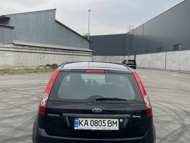 Синій Форд Фієста, об'ємом двигуна 1.2 л та пробігом 208 тис. км за 4162 $, фото 2 на Automoto.ua