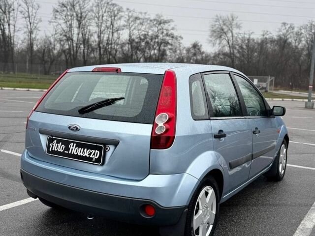 Синій Форд Фієста, об'ємом двигуна 0 л та пробігом 178 тис. км за 4500 $, фото 5 на Automoto.ua