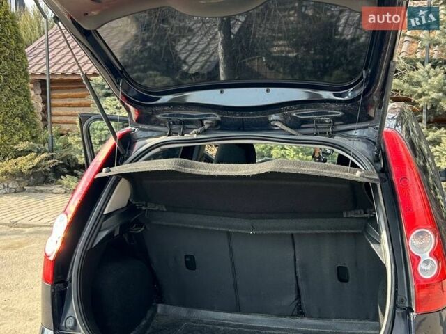 Синий Форд Фиеста, объемом двигателя 1.24 л и пробегом 182 тыс. км за 3900 $, фото 5 на Automoto.ua