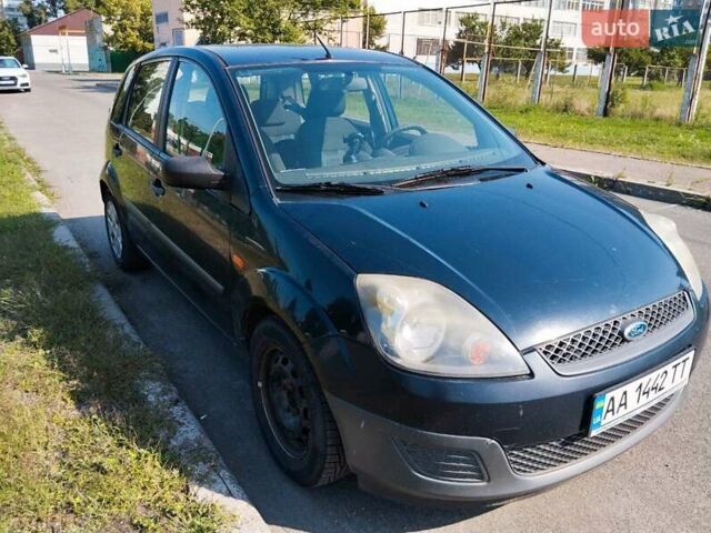 Синій Форд Фієста, об'ємом двигуна 1.24 л та пробігом 221 тис. км за 3900 $, фото 3 на Automoto.ua