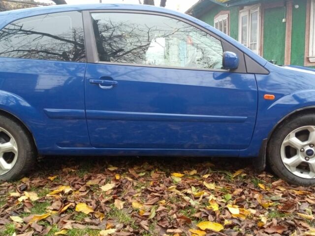 Синий Форд Фиеста, объемом двигателя 1.4 л и пробегом 247 тыс. км за 3950 $, фото 14 на Automoto.ua