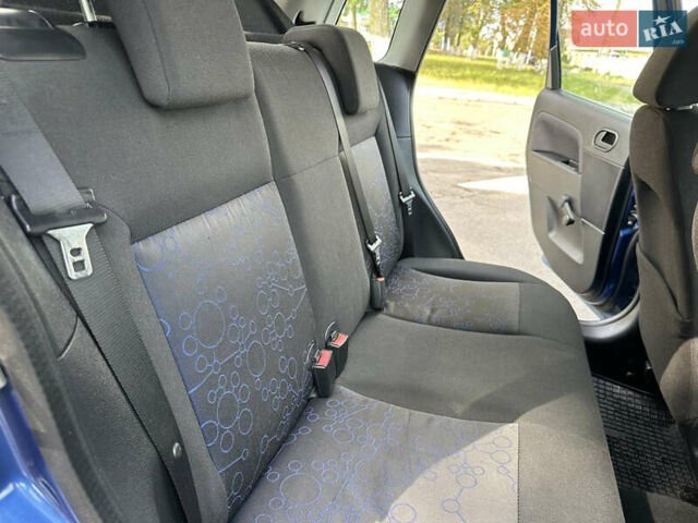 Синій Форд Фієста, об'ємом двигуна 1.4 л та пробігом 226 тис. км за 4299 $, фото 39 на Automoto.ua