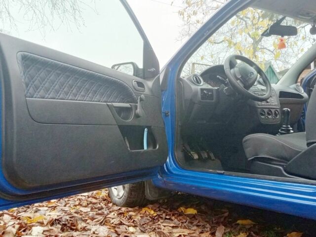 Синий Форд Фиеста, объемом двигателя 1.4 л и пробегом 247 тыс. км за 3950 $, фото 19 на Automoto.ua