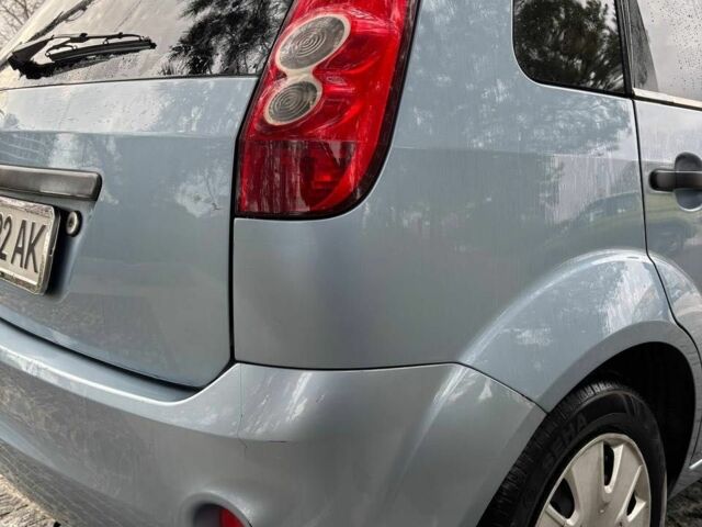 Синий Форд Фиеста, объемом двигателя 1.4 л и пробегом 301 тыс. км за 3700 $, фото 3 на Automoto.ua