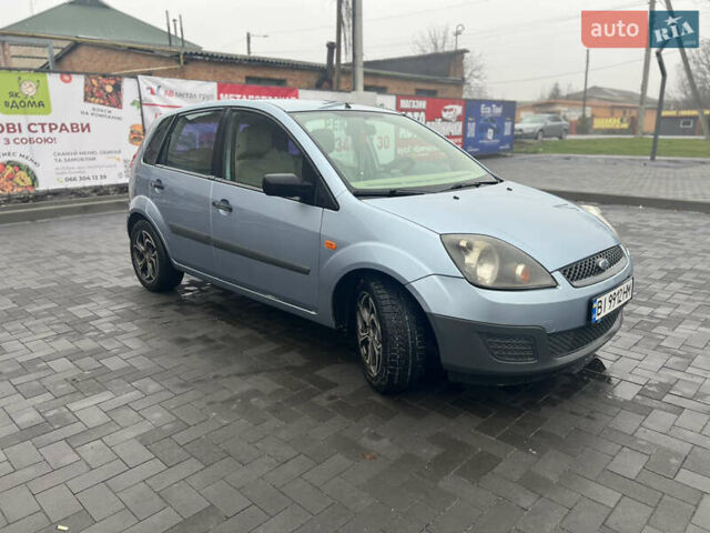 Синий Форд Фиеста, объемом двигателя 1.4 л и пробегом 140 тыс. км за 3799 $, фото 7 на Automoto.ua