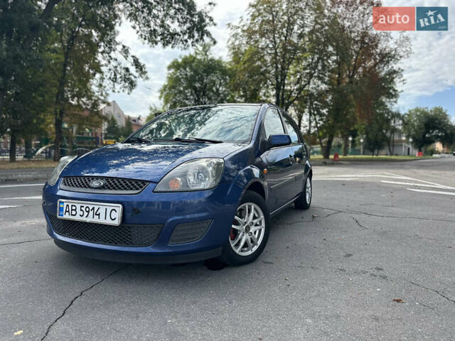 Синій Форд Фієста, об'ємом двигуна 1.4 л та пробігом 226 тис. км за 4299 $, фото 2 на Automoto.ua