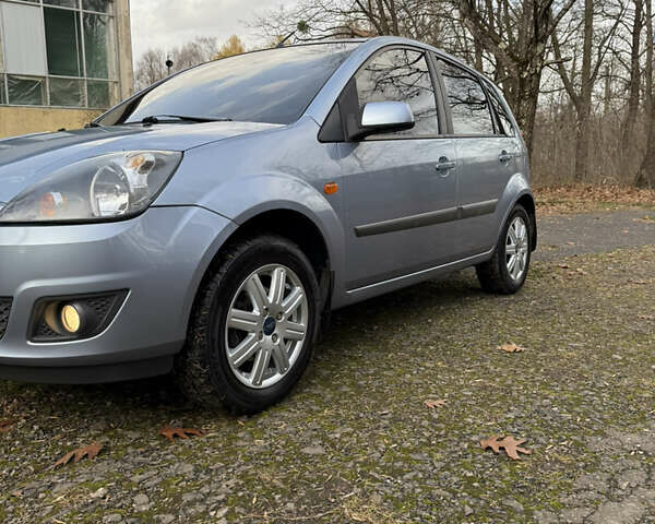 Синий Форд Фиеста, объемом двигателя 1.4 л и пробегом 155 тыс. км за 4800 $, фото 14 на Automoto.ua