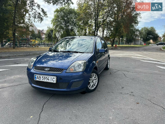 Синій Форд Фієста, об'ємом двигуна 1.4 л та пробігом 226 тис. км за 4299 $, фото 1 на Automoto.ua