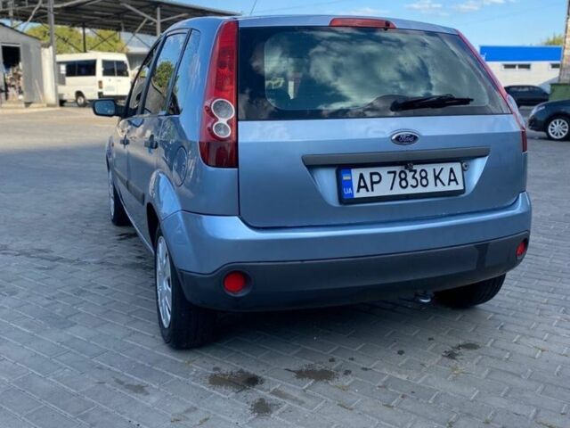 Синій Форд Фієста, об'ємом двигуна 1.2 л та пробігом 153 тис. км за 3500 $, фото 4 на Automoto.ua