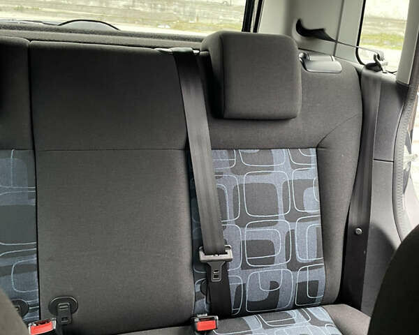 Форд Фиеста 2007 в Киеве на Automoto.ua Синий Форд Фиеста, объемом двигателя 1.24 л и пробегом 208 тыс. км за 4150 $, фото 7 на Automoto.ua