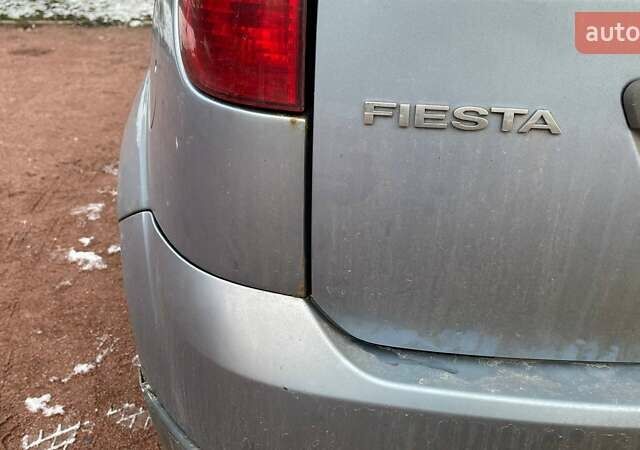 Синій Форд Фієста, об'ємом двигуна 1.4 л та пробігом 275 тис. км за 4100 $, фото 7 на Automoto.ua