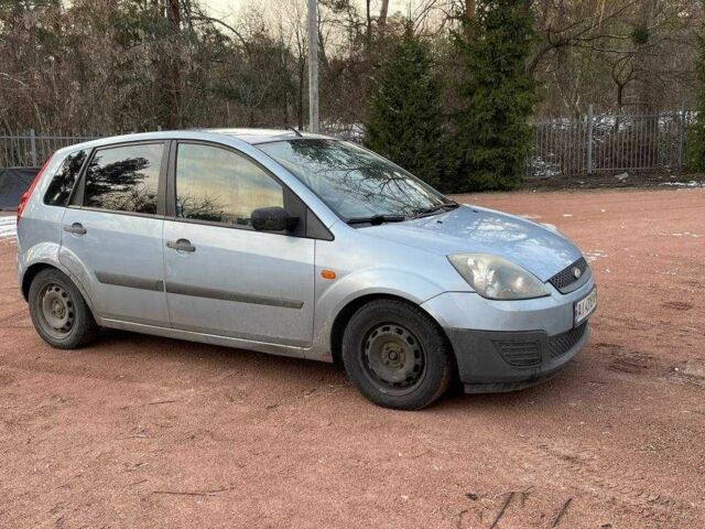 Синий Форд Фиеста, объемом двигателя 1.4 л и пробегом 277 тыс. км за 3600 $, фото 1 на Automoto.ua