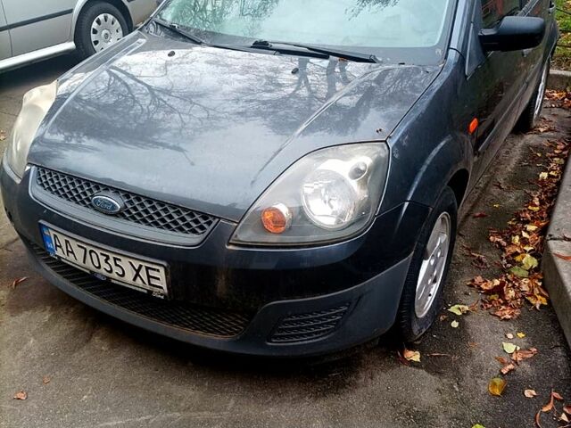 Синій Форд Фієста, об'ємом двигуна 1.4 л та пробігом 139 тис. км за 4300 $, фото 7 на Automoto.ua