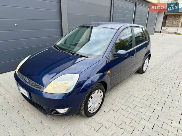 Синій Форд Фієста, об'ємом двигуна 1.6 л та пробігом 150 тис. км за 2100 $, фото 3 на Automoto.ua