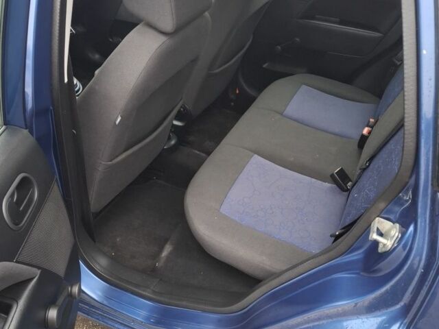 Синий Форд Фиеста, объемом двигателя 1.4 л и пробегом 165 тыс. км за 4800 $, фото 5 на Automoto.ua