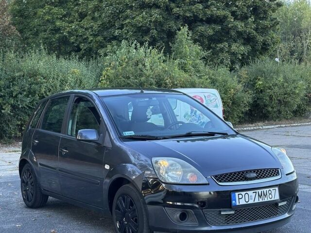 Синій Форд Фієста, об'ємом двигуна 1.4 л та пробігом 350 тис. км за 2499 $, фото 2 на Automoto.ua