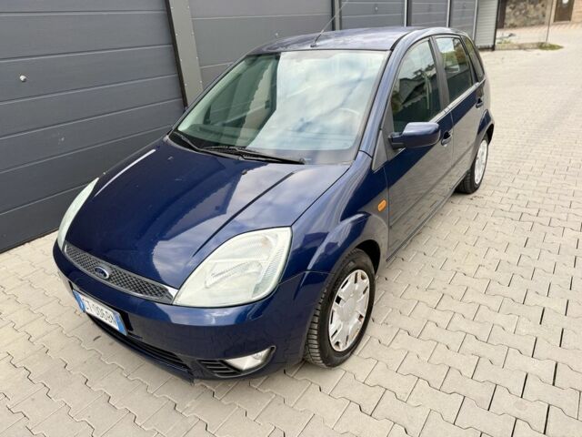 Синій Форд Фієста, об'ємом двигуна 1.6 л та пробігом 150 тис. км за 2100 $, фото 12 на Automoto.ua