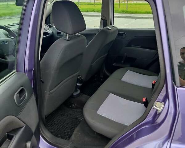 Синий Форд Фиеста, объемом двигателя 1.4 л и пробегом 155 тыс. км за 4200 $, фото 3 на Automoto.ua