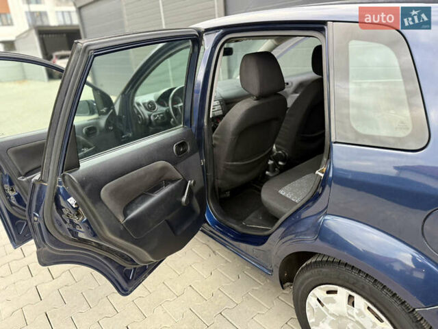 Синій Форд Фієста, об'ємом двигуна 1.6 л та пробігом 150 тис. км за 2100 $, фото 19 на Automoto.ua