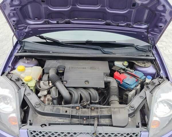 Синий Форд Фиеста, объемом двигателя 1.4 л и пробегом 155 тыс. км за 4200 $, фото 19 на Automoto.ua