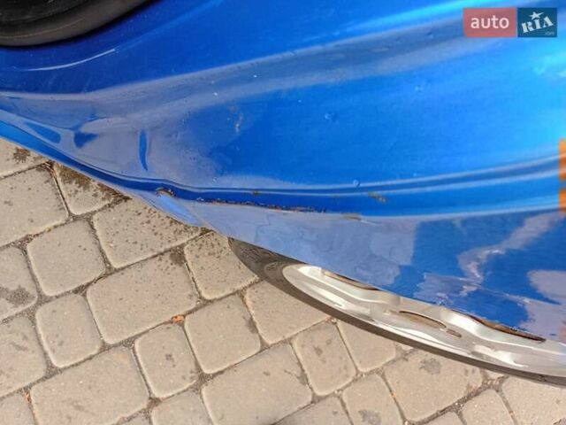 Синий Форд Фиеста, объемом двигателя 1.3 л и пробегом 168 тыс. км за 4300 $, фото 7 на Automoto.ua