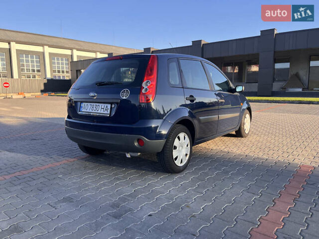 Синій Форд Фієста, об'ємом двигуна 1.3 л та пробігом 258 тис. км за 4300 $, фото 9 на Automoto.ua
