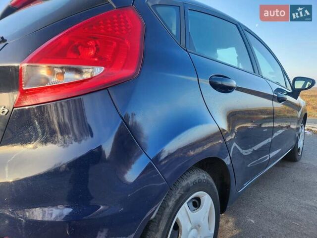 Синий Форд Фиеста, объемом двигателя 1.25 л и пробегом 187 тыс. км за 5590 $, фото 18 на Automoto.ua
