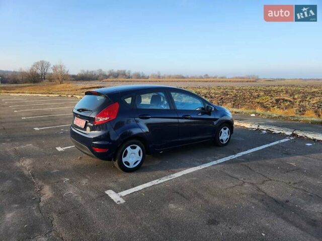 Синий Форд Фиеста, объемом двигателя 1.25 л и пробегом 187 тыс. км за 5590 $, фото 26 на Automoto.ua