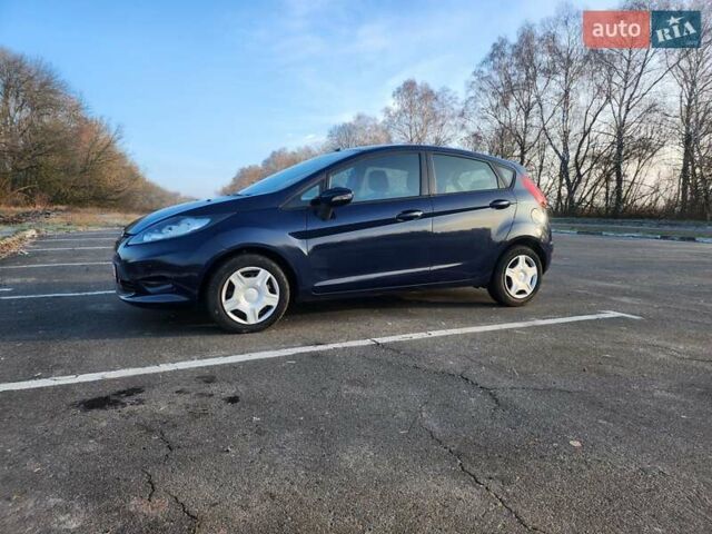 Синий Форд Фиеста, объемом двигателя 1.25 л и пробегом 187 тыс. км за 5590 $, фото 4 на Automoto.ua