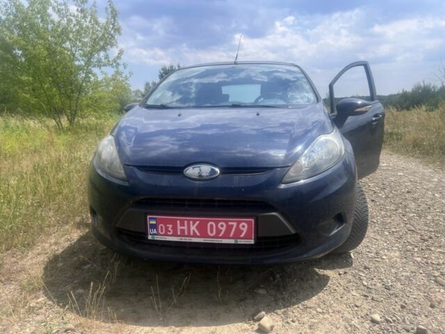 Синий Форд Фиеста, объемом двигателя 1.2 л и пробегом 113 тыс. км за 5800 $, фото 1 на Automoto.ua